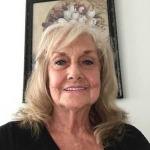 Meet your Posher, Janet